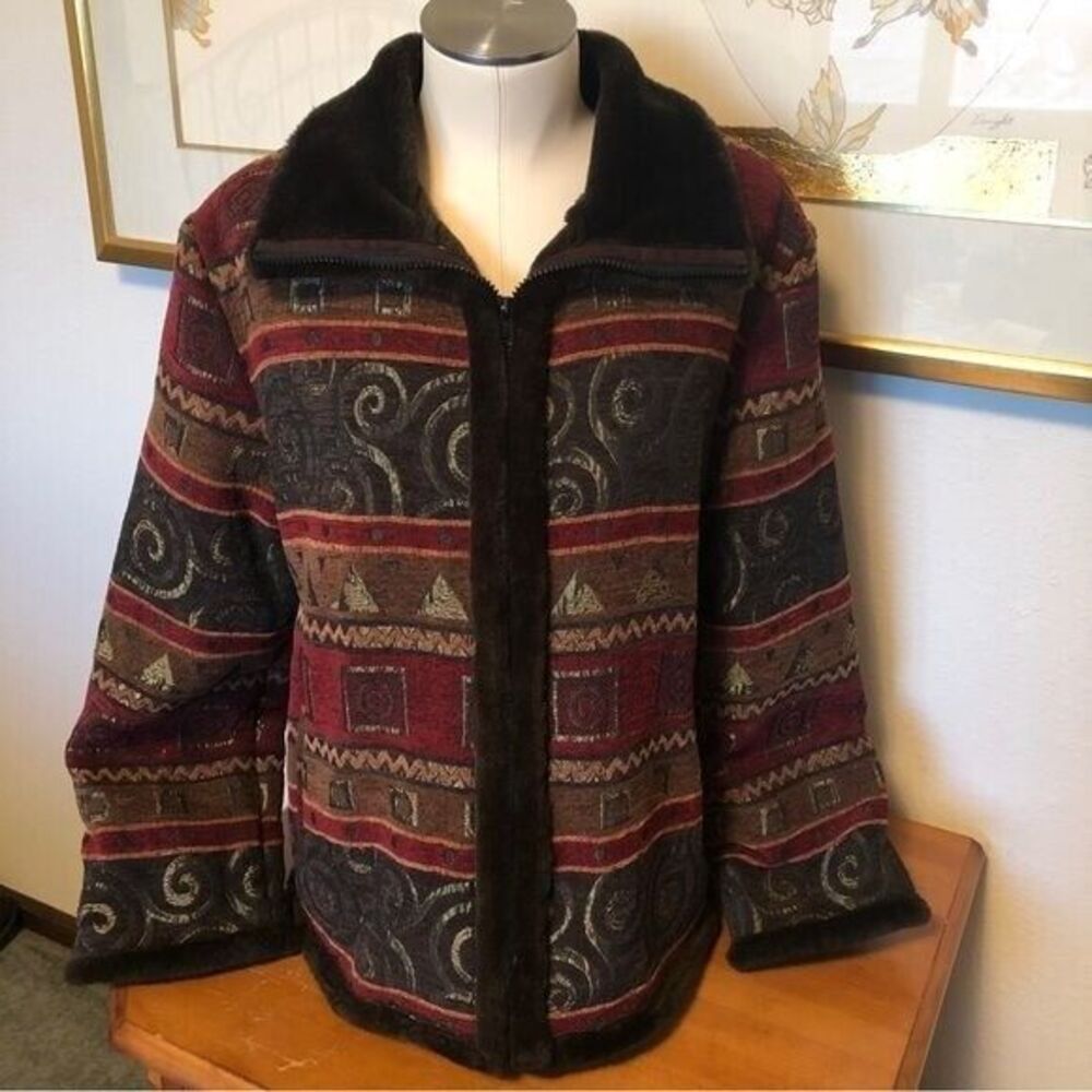 Tally Ho Outerwear Women's Medium Faux Fur Sherpa Lined Tapestry Knit Jacket